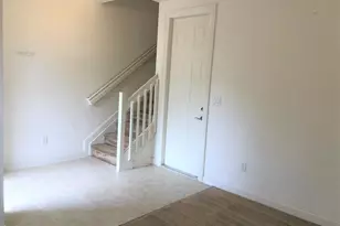 883 Millbrae Ct, West Palm Beach, FL 33401 - Photo 10