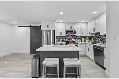 830 NE 59th Court, Oakland Park, FL 33334 - Photo 16