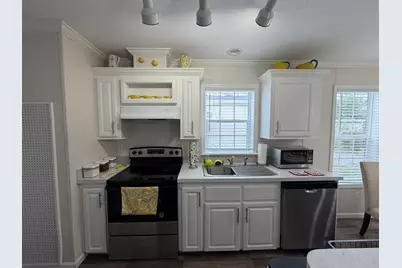 8516 SW 17th Court, Davie, FL 33324 - Photo 16