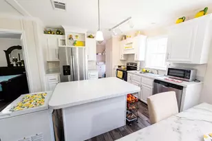 8516 SW 17th Ct, Davie, FL 33324 - Photo 10