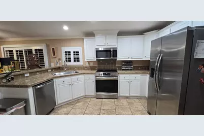 162 Plantation Boulevard #162, Lake Worth Beach, FL 33467 - Photo 2