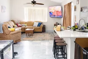 901 SW Gaitor Ave, Port Saint Lucie, FL 34953 - Photo 2