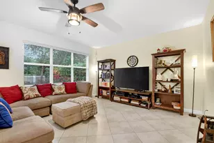 4652 Capital Dr, Lake Worth, FL 33463 - Photo 8