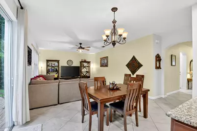 4652 Capital Drive, Lake Worth, FL 33463 - Photo 6