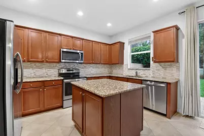 4652 Capital Drive, Lake Worth, FL 33463 - Photo 12