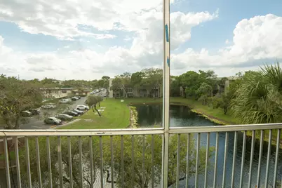 3301 NW 47th Terrace #Unit 403, Lauderdale Lakes, FL 33319 - Photo 6