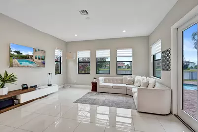 11965 S Baypoint Circle, Parkland, FL 33076 - Photo 20