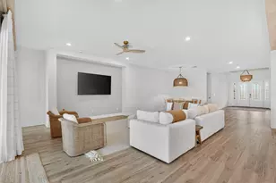10102 SW Davanti Dr, Port Saint Lucie, FL 34987 - Photo 20