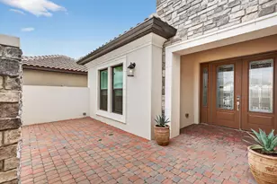 10102 SW Davanti Dr, Port Saint Lucie, FL 34987 - Photo 10