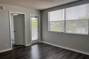 718 Executive Center Dr, West Palm Beach, FL 33401 - Photo 4