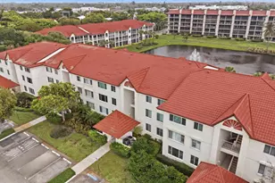 108 Half Moon Cir, Hypoluxo, FL 33462 - Photo 28