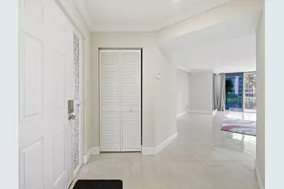 108 Half Moon Circle #F2, Hypoluxo, FL 33462 - Photo 6