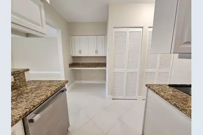 19235 Sabal Lake Drive, Boca Raton, FL 33434 - Photo 16