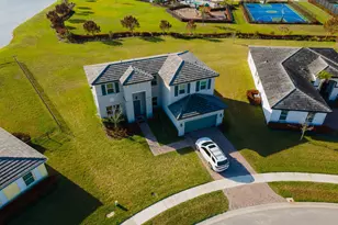 7206 NW Farnsworth Cir, Port Saint Lucie, FL 34987 - Photo 4