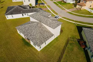 7206 NW Farnsworth Cir, Port Saint Lucie, FL 34987 - Photo 8