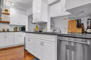 2105 Alfred Dr, Boynton Beach, FL 33426 - Photo 12