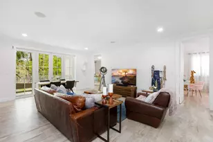24 Grand Bay Estates Cir, Key Biscayne, FL 33149 - Photo 40