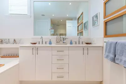 24 Grand Bay Estates Circle, Key Biscayne, FL 33149 - Photo 30