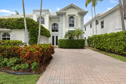 24 Grand Bay Estates Circle, Key Biscayne, FL 33149 - Photo 2