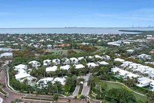 24 Grand Bay Estates Cir, Key Biscayne, FL 33149 - Photo 60