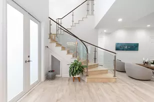 24 Grand Bay Estates Cir, Key Biscayne, FL 33149 - Photo 4