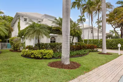 24 Grand Bay Estates Circle, Key Biscayne, FL 33149 - Photo 58