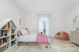 24 Grand Bay Estates Cir, Key Biscayne, FL 33149 - Photo 32