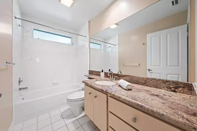 8404 Chapman Oak Court, Palm Beach Gardens, FL 33410 - Photo 14