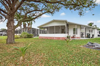 6482 NW 37th Avenue, Coconut Creek, FL 33073 - Photo 6