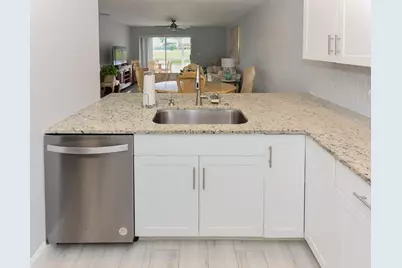 342 Lake Evelyn Drive, West Palm Beach, FL 33411 - Photo 6