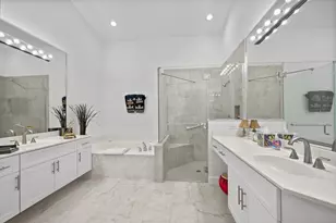 4681 Carlton Golf Dr, Lake Worth, FL 33449 - Photo 16