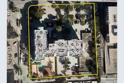 5050 NW 7th Street #701, Miami, FL 33126 - Photo 2