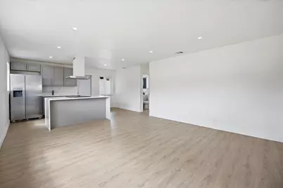 737 W Ilex Drive, West Palm Beach, FL 33403 - Photo 6