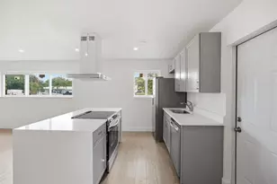 737 W Ilex Dr, West Palm Beach, FL 33403 - Photo 10