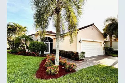 346 NW Breezy Point Loop, Port Saint Lucie, FL 34986 - Photo 1