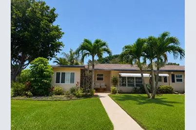 1052 North Drive #B, Delray Beach, FL 33445 - Photo 1