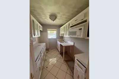 1052 North Drive #B, Delray Beach, FL 33445 - Photo 10
