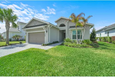 138 SE Palma Street, Port Saint Lucie, FL 34984 - Photo 2