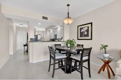 26 Royal Palm Way #403, Boca Raton, FL 33432 - Photo 8