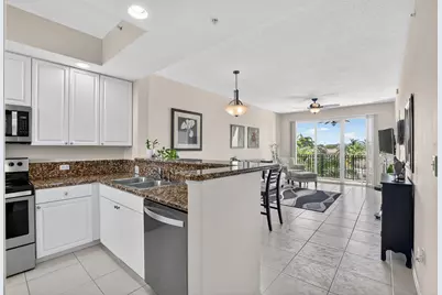 26 Royal Palm Way #403, Boca Raton, FL 33432 - Photo 6