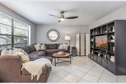 563 NE 7th Avenue, Fort Lauderdale, FL 33301 - Photo 10