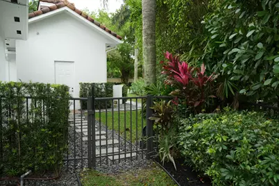 61 Peregrine Avenue, Plantation, FL 33324 - Photo 46