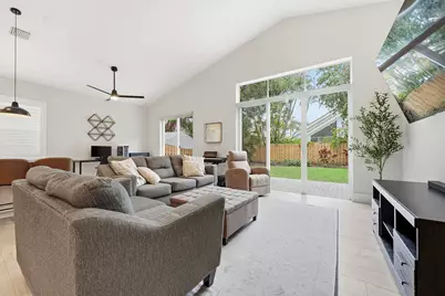 8321 Bob-O-Link Drive, West Palm Beach, FL 33412 - Photo 10