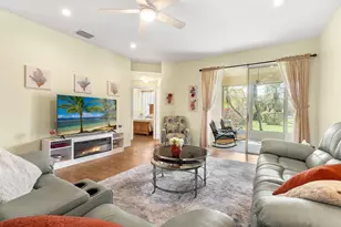 851 NW Sorrento Ln, Port Saint Lucie, FL 34986 - Photo 6