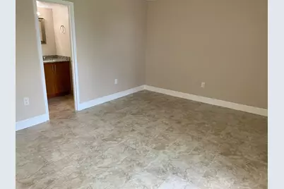 8350 Sands Point Boulevard #E202, Tamarac, FL 33321 - Photo 12