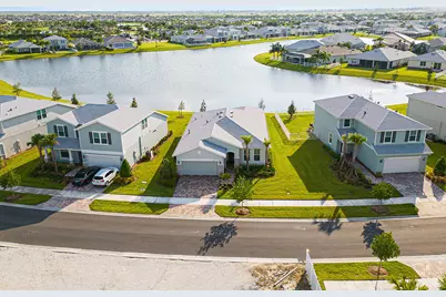 10346 SW Captiva Drive SW, Port Saint Lucie, FL 34987 - Photo 4