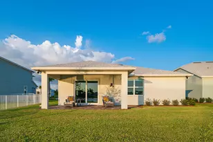 10346 SW Captiva Dr SW, Port Saint Lucie, FL 34987 - Photo 32