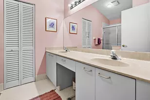 7851 Oak Grove Cir, Lake Worth, FL 33467 - Photo 14