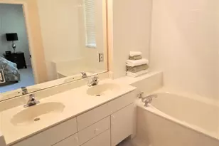 1900 Oceanwalk Ln, Pompano Beach, FL 33062 - Photo 18