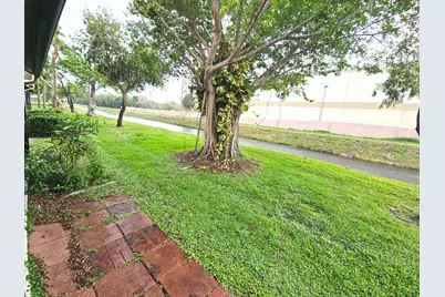 16 VÃ­a De Casas Sur #103, Boynton Beach, FL 33426 - Photo 18